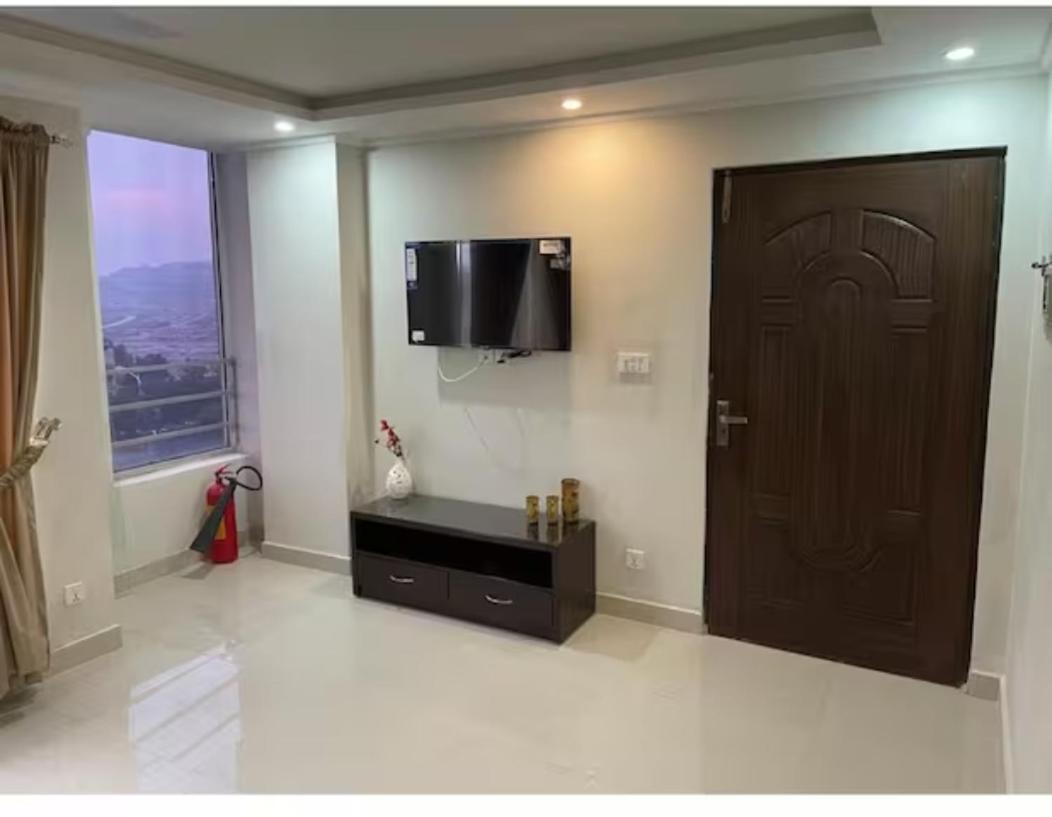 Appartamento Marine Tower Rawalpindi Esterno foto